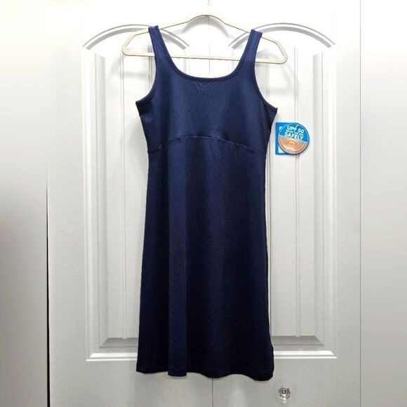 🏌‍♀️Columbia PFG golf dress in navy blue. NWT-Size M - Picture 1 of 4